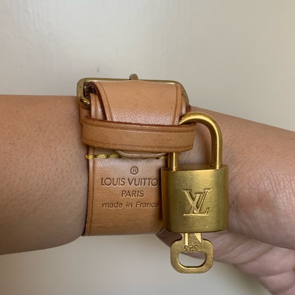 LV Leather Lock and Key Bracelet - Picture 2 of 6